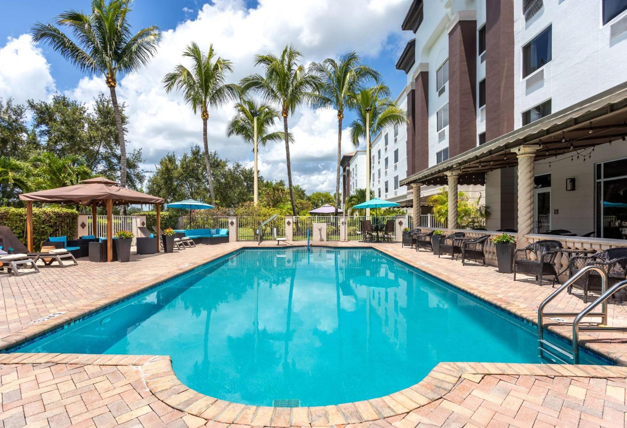 Hampton Inn & Suites Wellington Royal Palm Beach Esterno foto